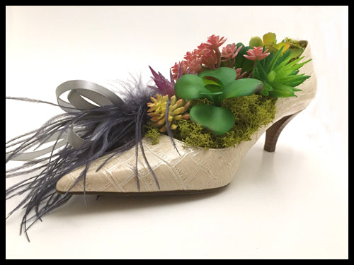 succulent shoes Elegant Succulent Shoe planter (gray feathers and pendant) – Abscent Wonder
